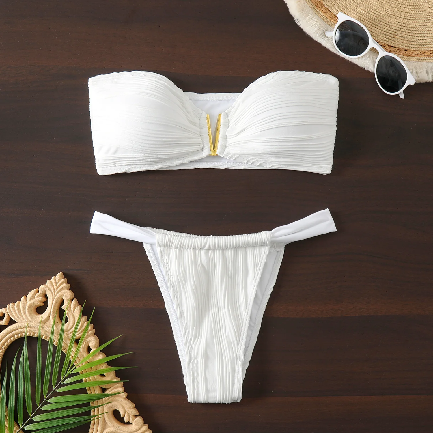 V Cut Thong Bikinis 2024 Sexy Women Swimsuits Swimwear Female White Bandeau Brazilian Bikini Set Bathing Suit Swimming Suits