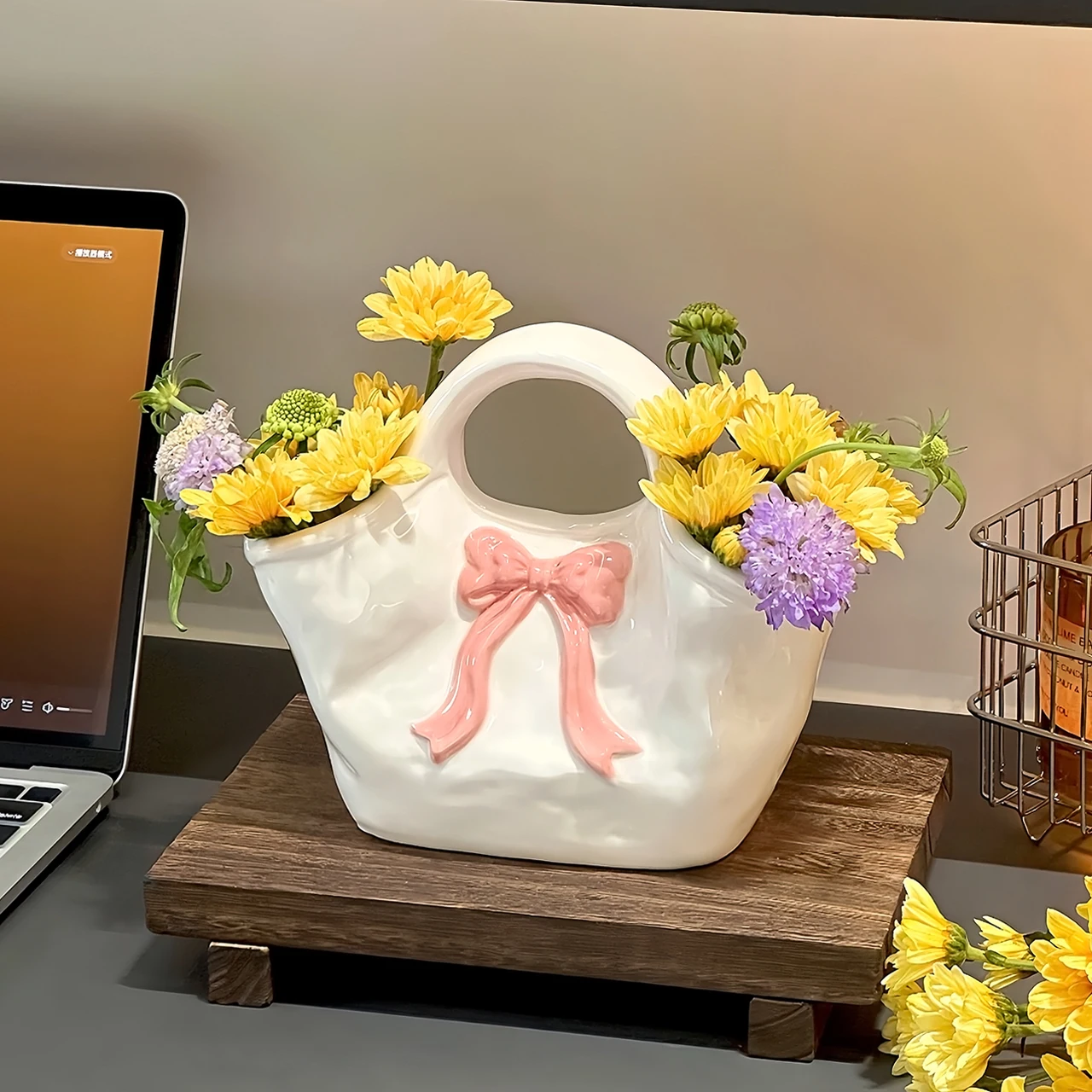 Ceramic Vase Hand-carried Basket Bow Handbag Flowerpot Flower Arrangement Accessories Terrarium Home Decoration