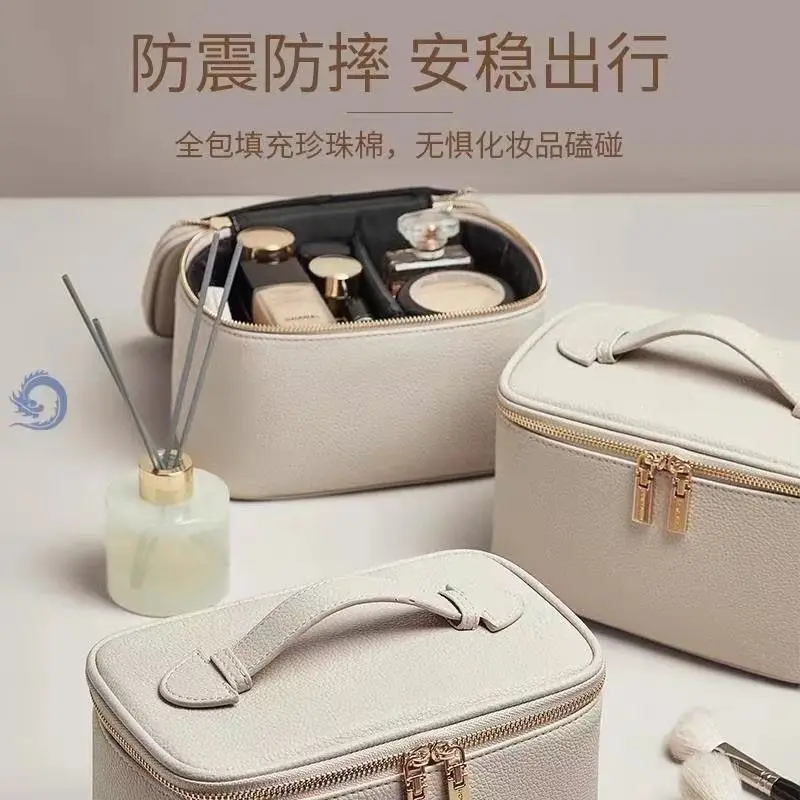 Handheld Cosmetic Bag 2024 New Female Portable Ins Handheld Travel Small Cosmetic Toiletries Storage Bag