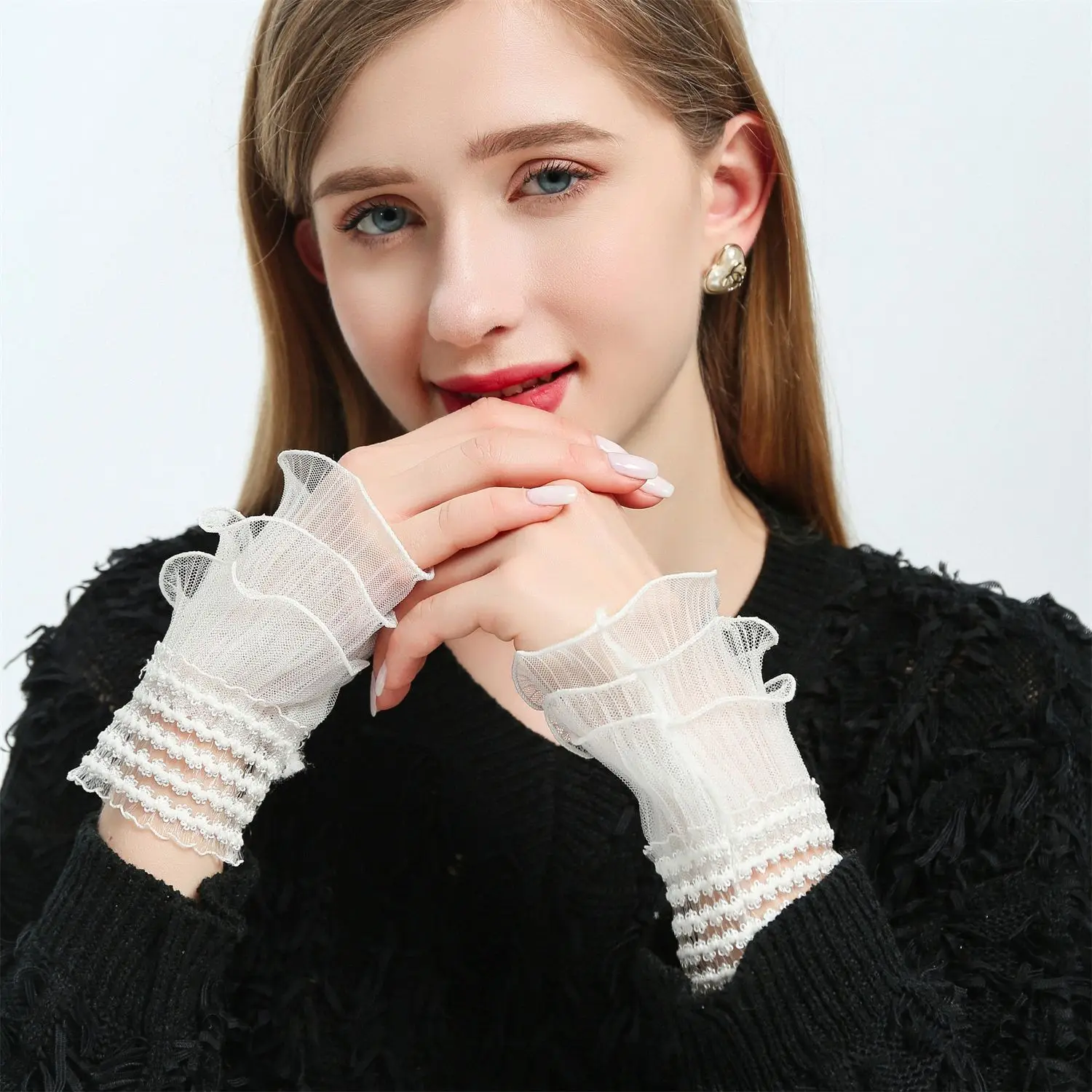إكسسوارات دانتيل ثلاثية الطبقات بمزاج عطر صغير وأصفاد زخرفية ثلاثية الأبعاد وأكمام مزيفة وأساور يدوية
