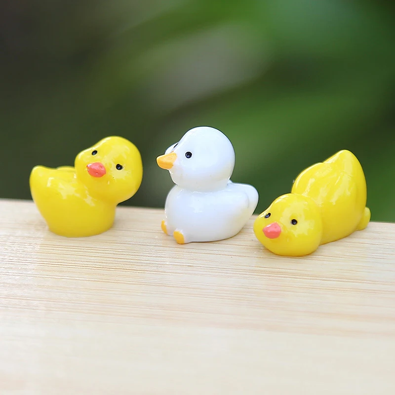 Funny Ornament Dollhouse Tiny Mini Resin Ducks Garden Micro Landscape Prank Christmas Falloween Party Favors DIY Decoration Gift