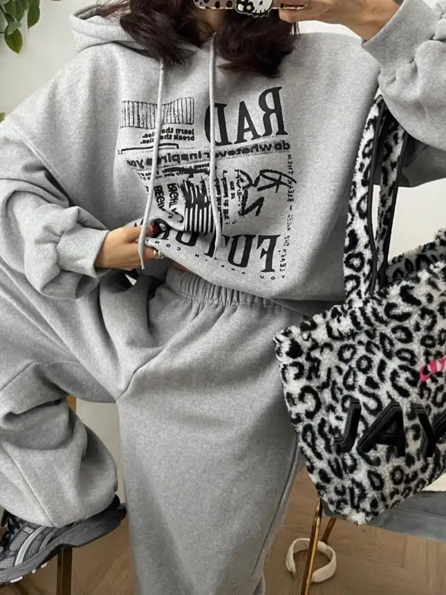 

Thickened Fleece Letter Print Sweatshirt Women's Loose Autumn Winter Warm Elastic Waist Cuffed Long Pants Set Chic Casual Fas...