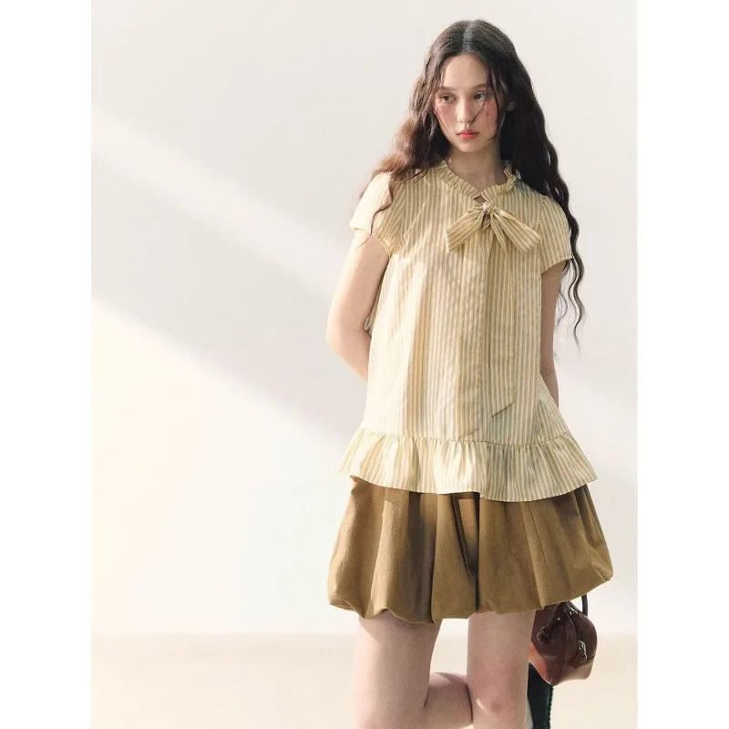 Japanese Retro 90s Girl Sweet Bow Top Short Sleeved Shirt Y2k Fashion Waist Cinching Flower Bud Skirt Casual 2-piece Set 스커트