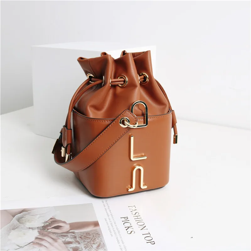 UKF New Design Box Bag Women Handbag Clutch Fashion Vintage Shoudler Handbag Hobos Messenger Handbag Lady Shiny Bolsa