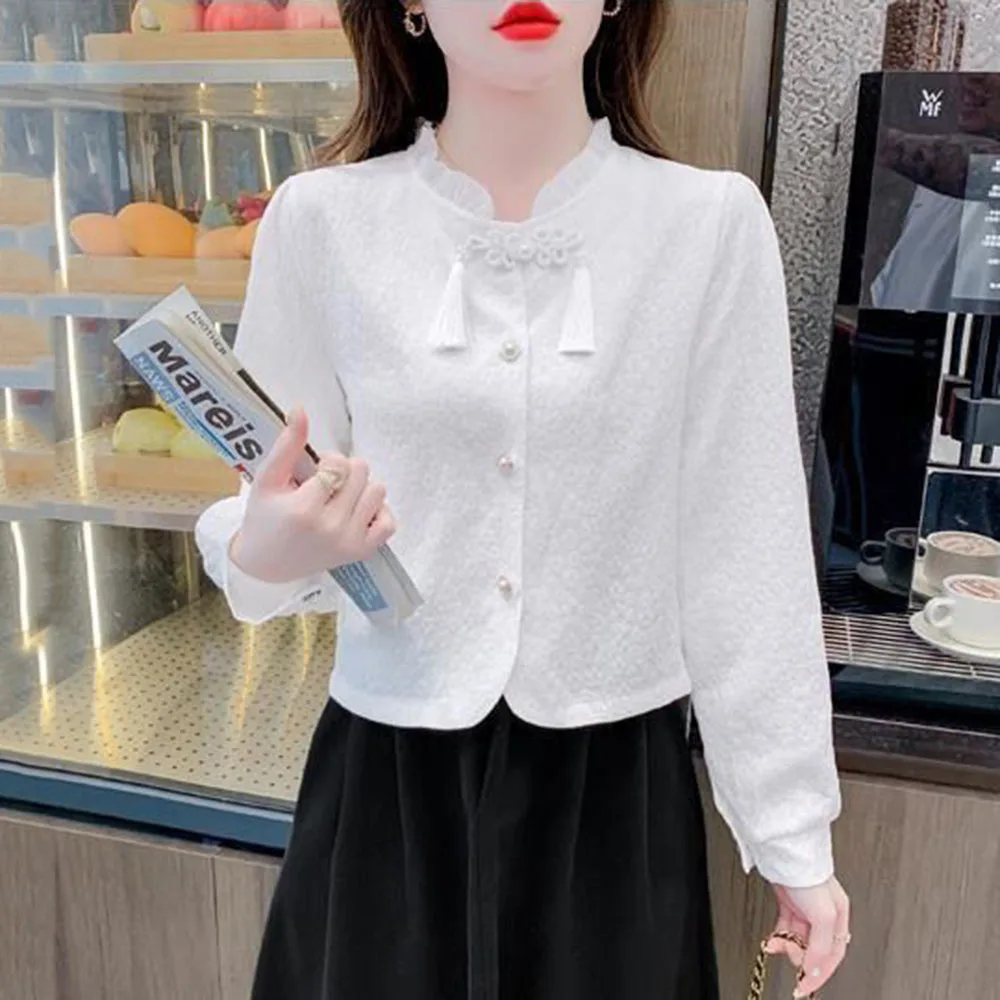 New Chinese style Buckle Long-sleeved Ladies' Shirts Autumn 2024 Autumn Clothes New Chinese Style Retro Temperament Short Coat 。