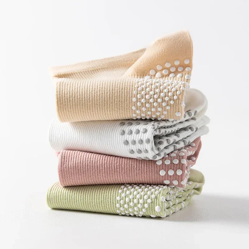 

Women Silicone Non-slip Yoga Socks Professional Indoor Floor Dance Sports Socks Solid Color Cotton Fitness Pilates Socks