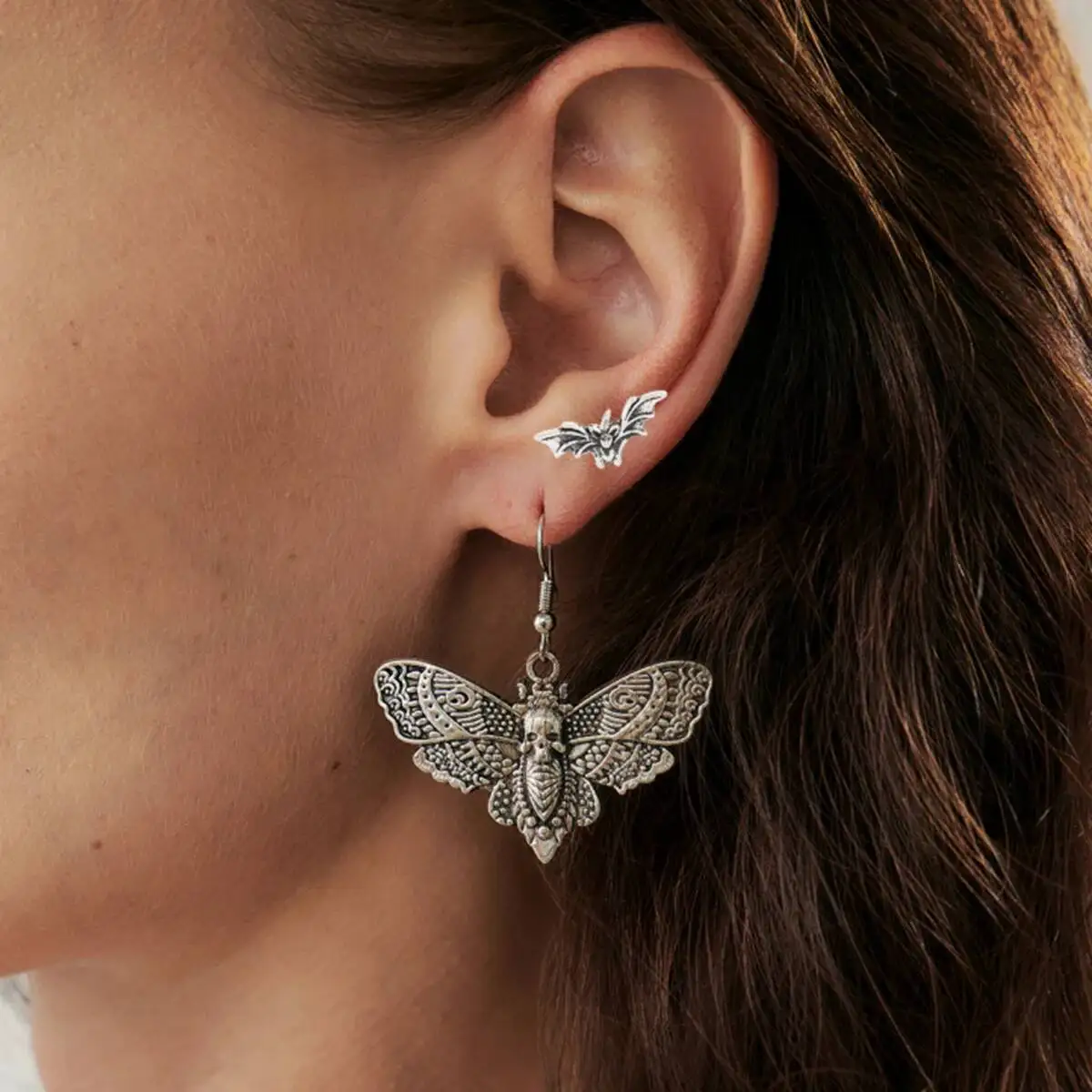 SHIXIN 2 Pair Gothic Moth Bat Skull Pendant Earrings for Women Retro Butterfly Drop Earrings Set Halloween Jewelry Accessories