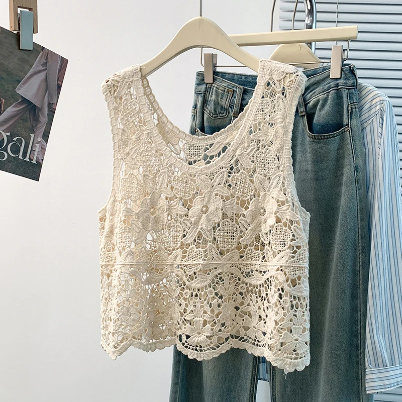 

Bohemian Lace Hollow out Hook Flower Women's Tank Top Short Sleeveless Inner Wear City Commute Style Loose Fit Spring Fashion