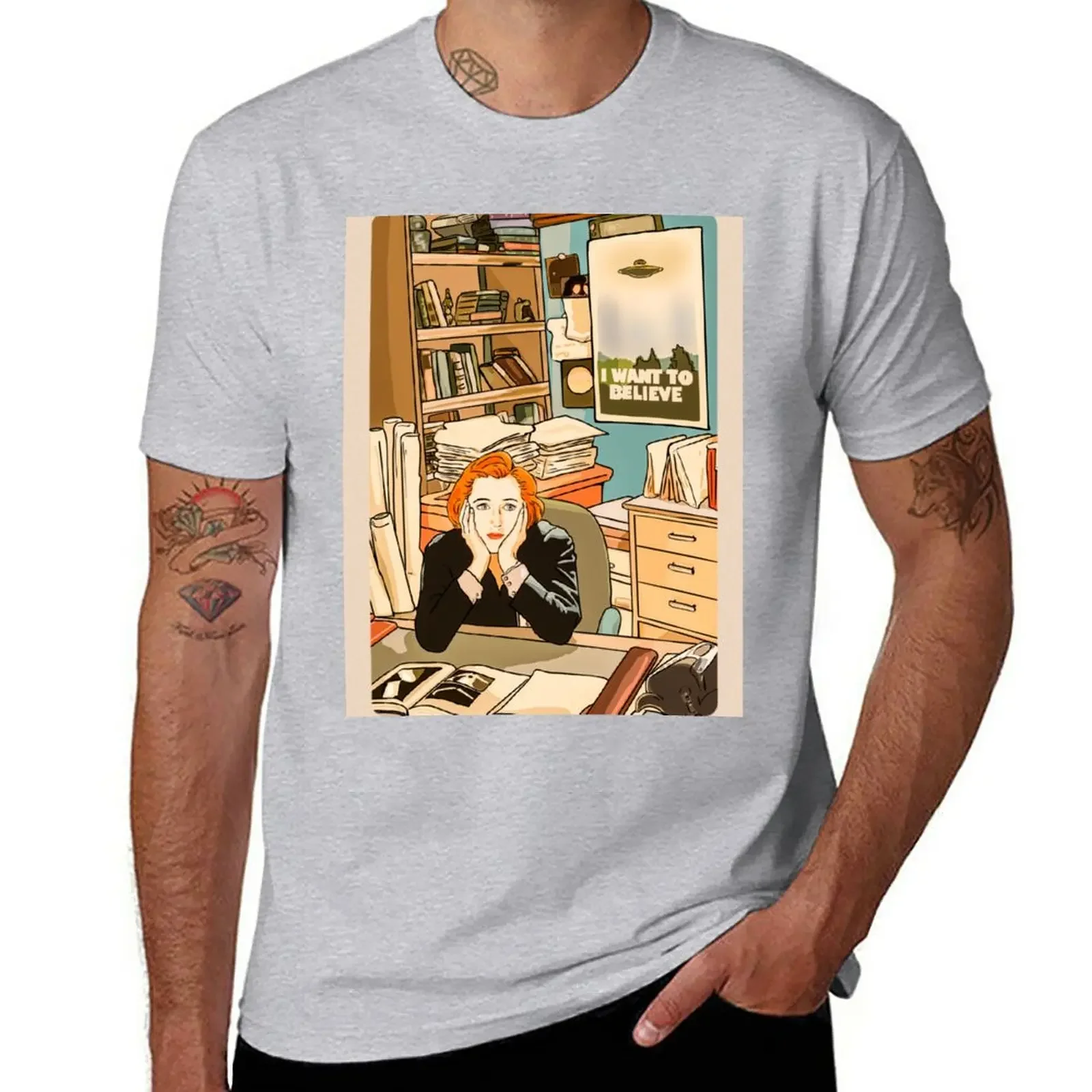 The skeptical Dana Scully in the Mulder s office The X Files T-Shirt graphics summer clothes black t-shirts for men