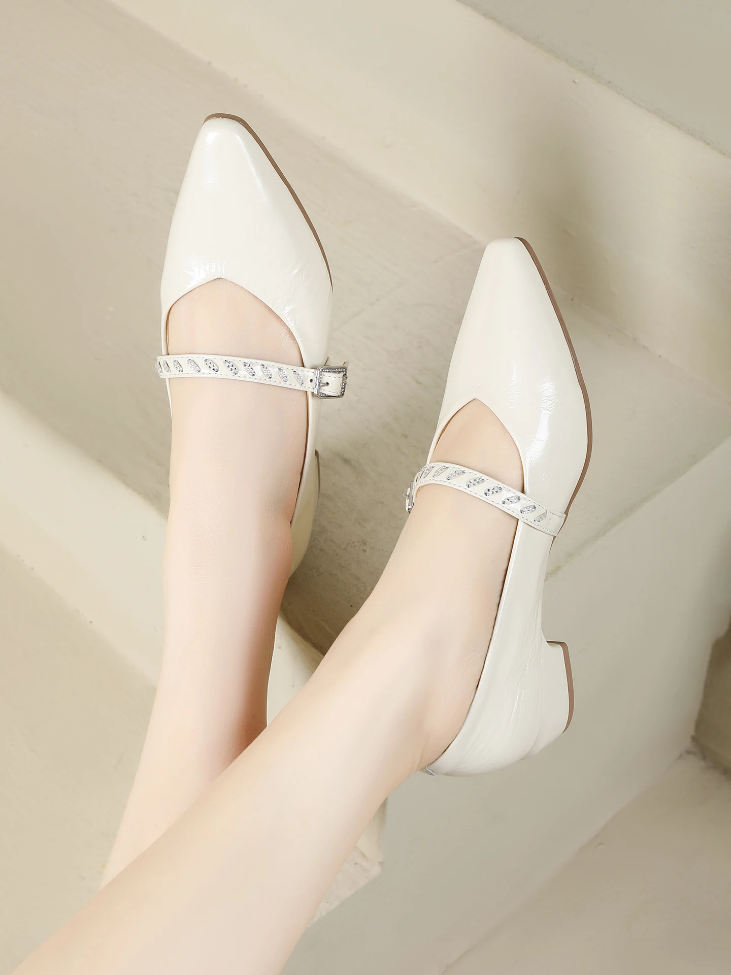 zapatos-de-cuero-mary-jane-para-mujer-nuevo-estilo-de-verano-zapatos-planos-con-hebilla-zapatos-de-talla-grande-para-mujer