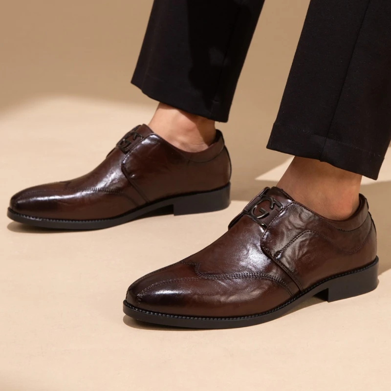 

Men's Casual Business Leather Shoes Slip-on Embroidered Pointed Toe Banquet Leather Shoes 2025 Luxury Classic Men's Formal Shoes