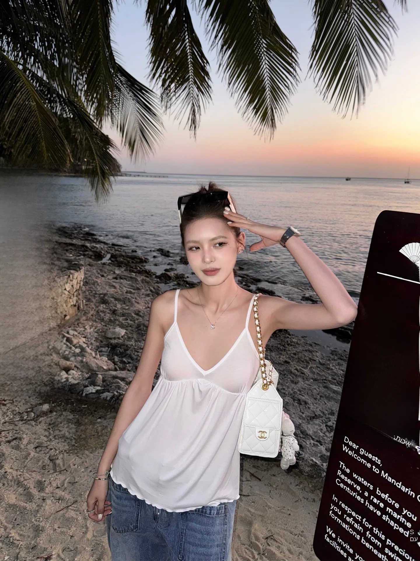 

Женский топ Xzichic с V-образным вырезом, приятный к телу, облегающий, с регулируемыми бретелями, новинка весна-лето