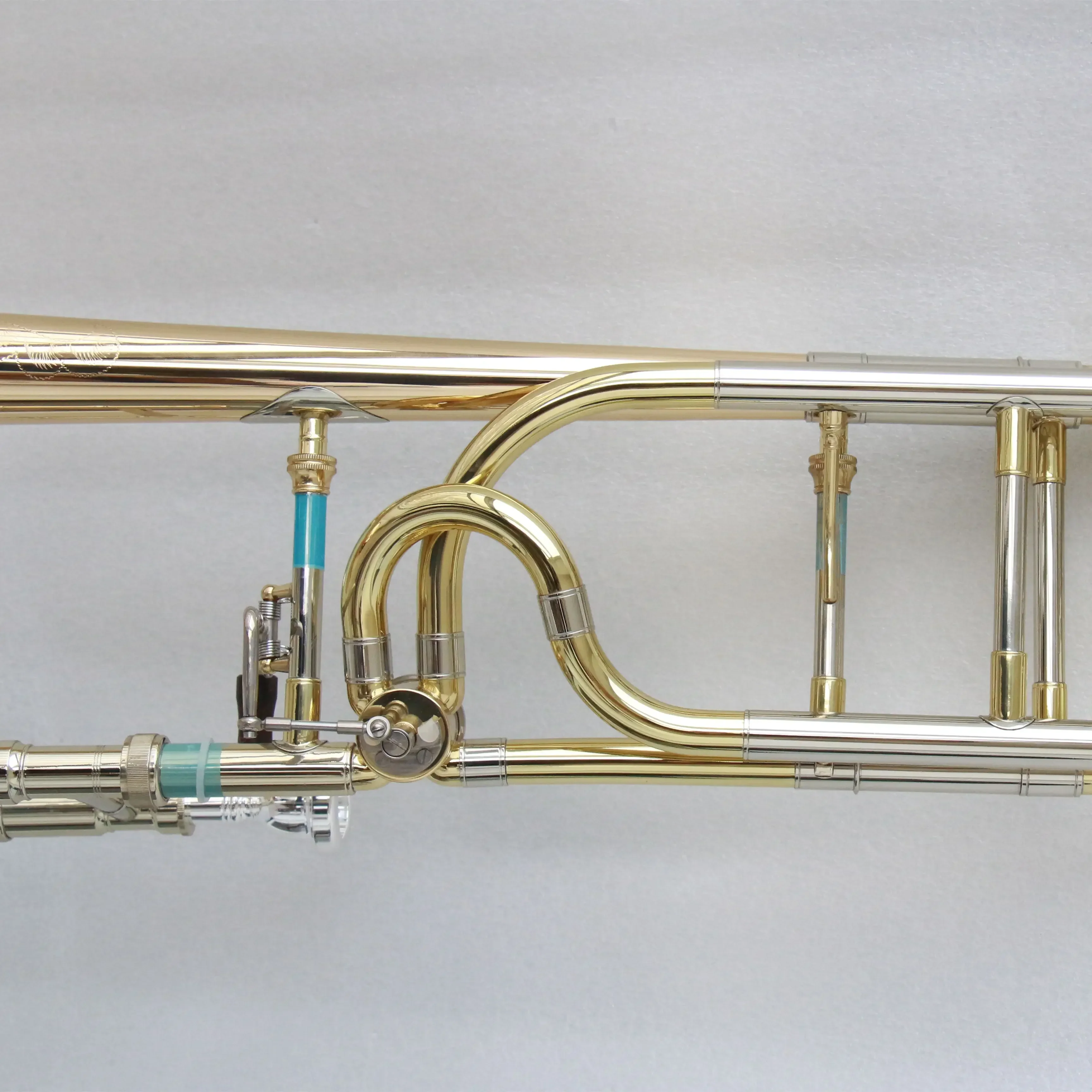 آلة موسيقية احترافية صينية راقية Bb/F مع حقيبة Bocal De Trombone