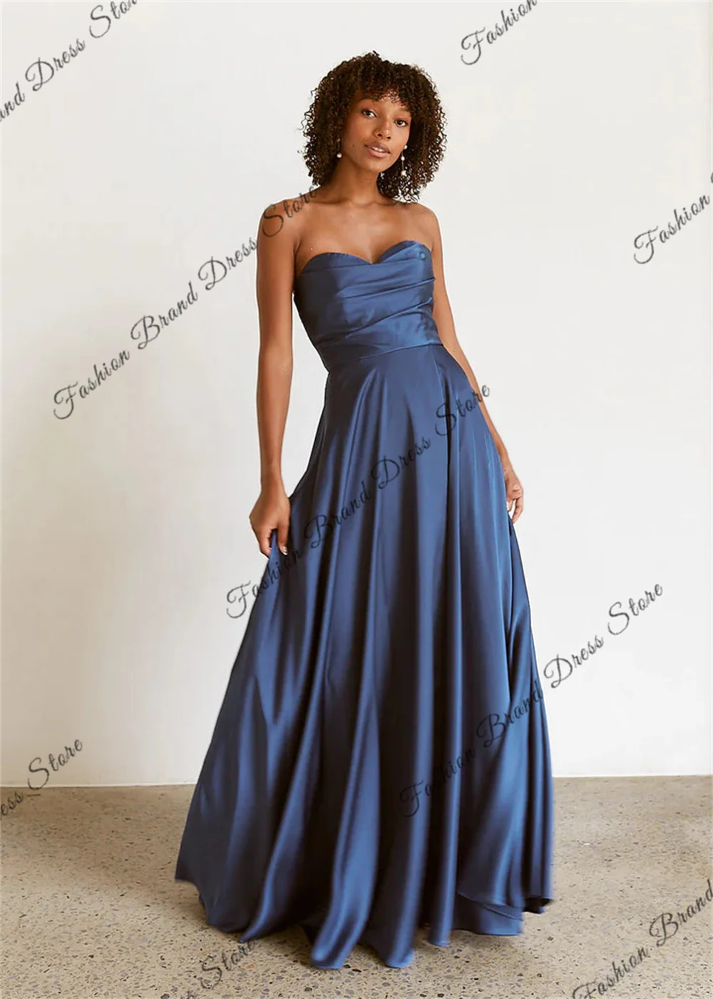 Elegant Satin Sweetheart Pleated Corset Prom Dresses Sleeveless Backless Formal Evening Party A-line Long Bridesmaid Gowns 2024