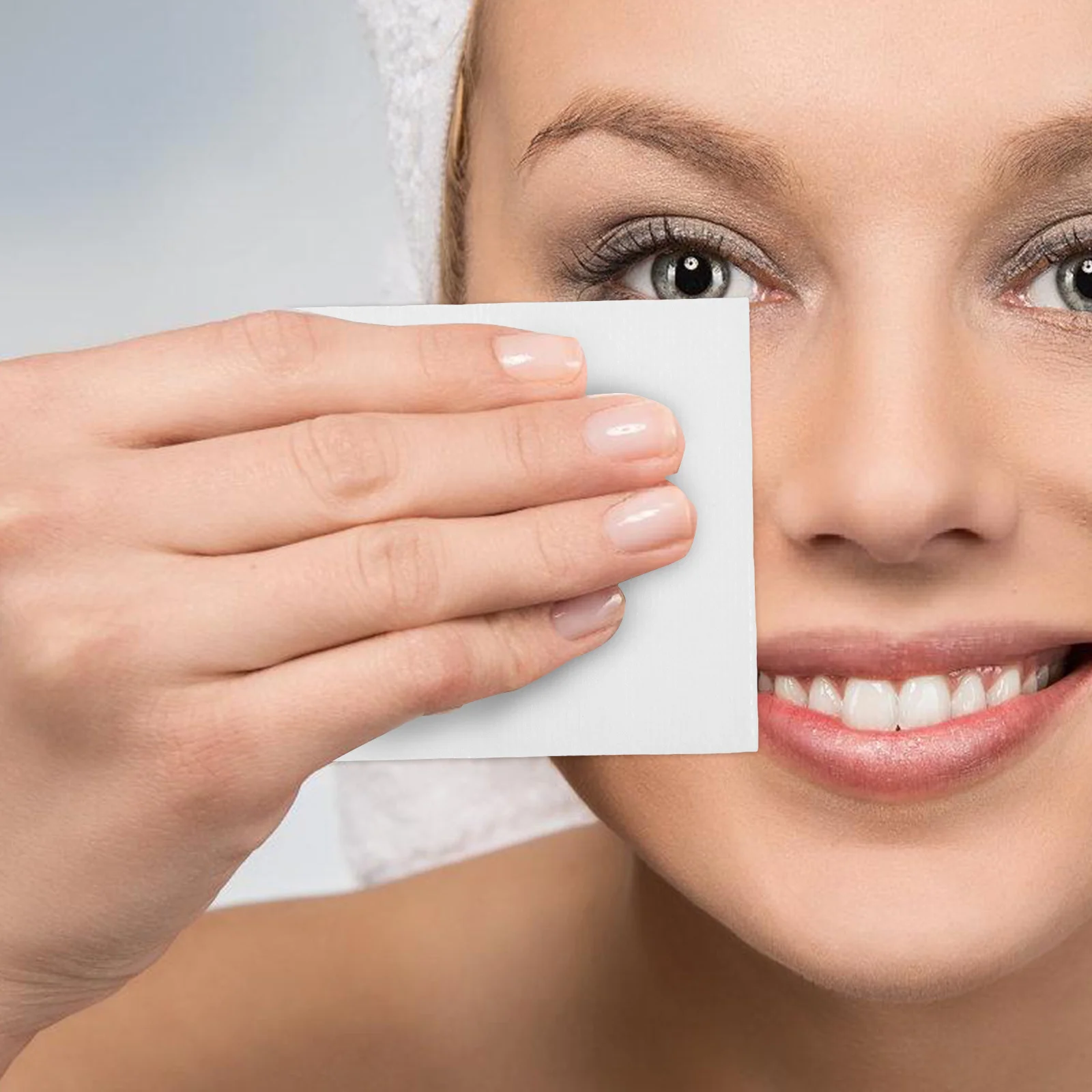 

Makeup Cotton Pads Non-Woven Fabric Disposable Face Towels For Facial Cleansing Dual Use Dry Wet Application