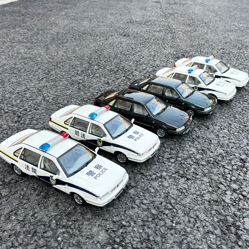

1:18 Original Model,China VW Santana 2000,Brazil Quantum,Police Car,Alloy Car Model for Display,Gift and Collections