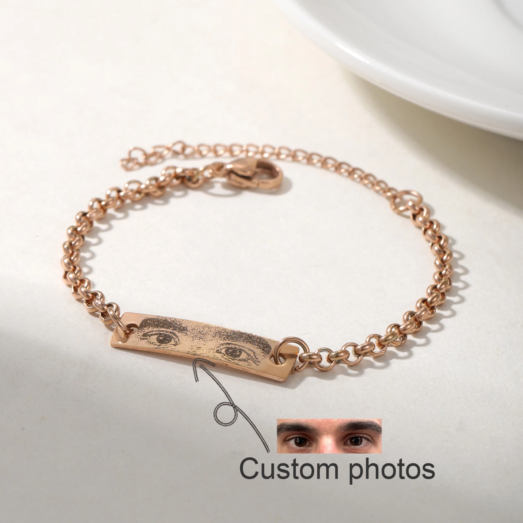 Personalized Eyes Photo Couple Bracelet Customized Picture Bracelet Engravable Picture Stainless Steel Gifts for Family Father