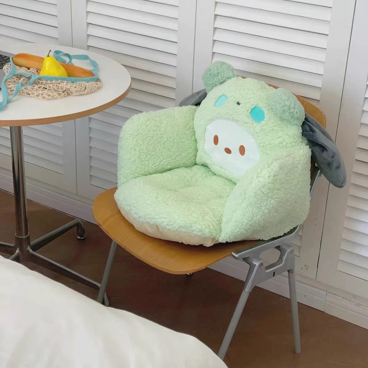 Sanrio Hello Kitty Kuromi My Melody เบาะรองนั่งก้นอุ่นสบายตุ๊กตาอะนิเมะ Cinnamoroll กลับนั่งเบาะเก้าอี้