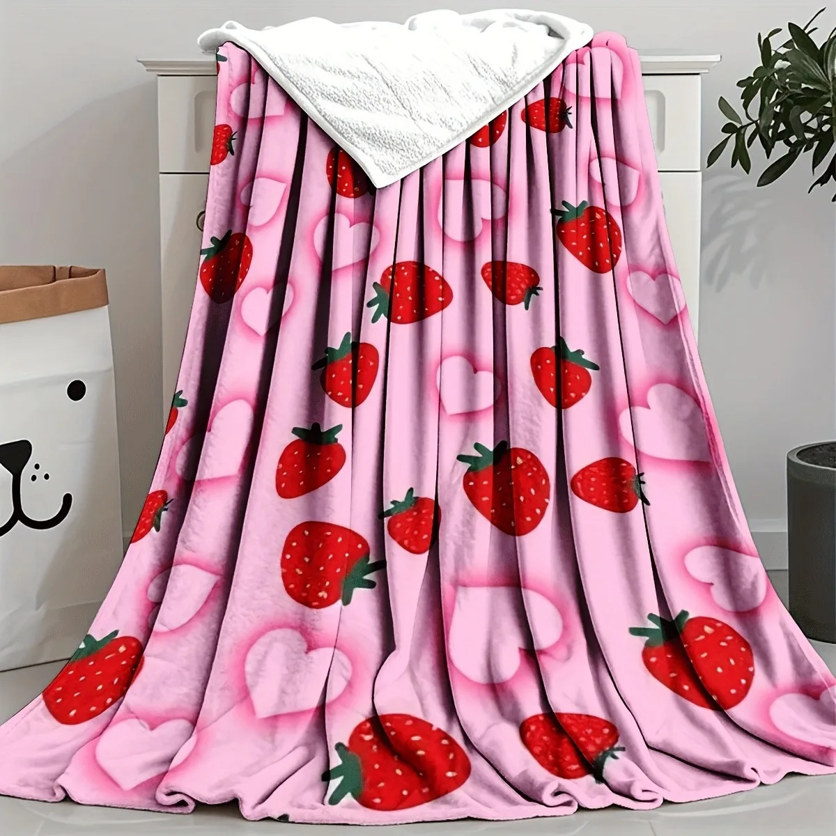 Linda manta con forma de corazón de fresa, manta acogedora con patrón de fruta rosa, regalo suave para decoración del hogar