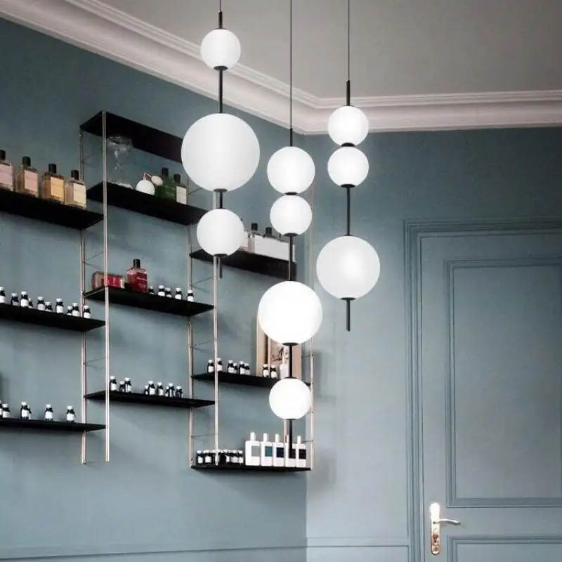 Modern White Tiered Spherical Pendant Light Minimalist 3-ball Staggered Hanging Lamp For Restaurant Café Bar Dining Room Decor