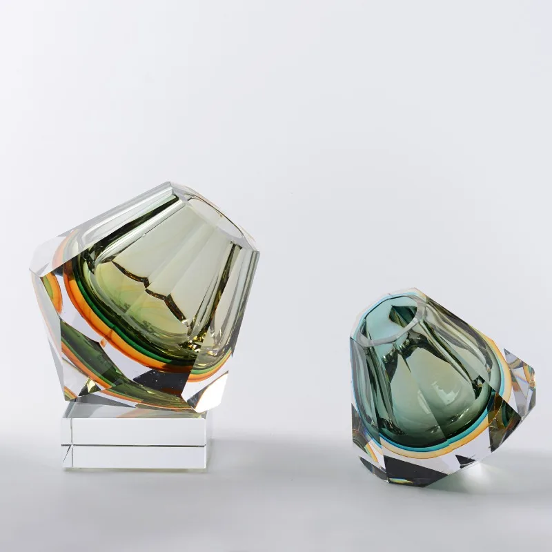 Modern Polygon Crystal Glass Vase Tabletop Craft Decoration Irregular Tilted Hydroponic Flower Vase Indoor Aesthetic Decoration
