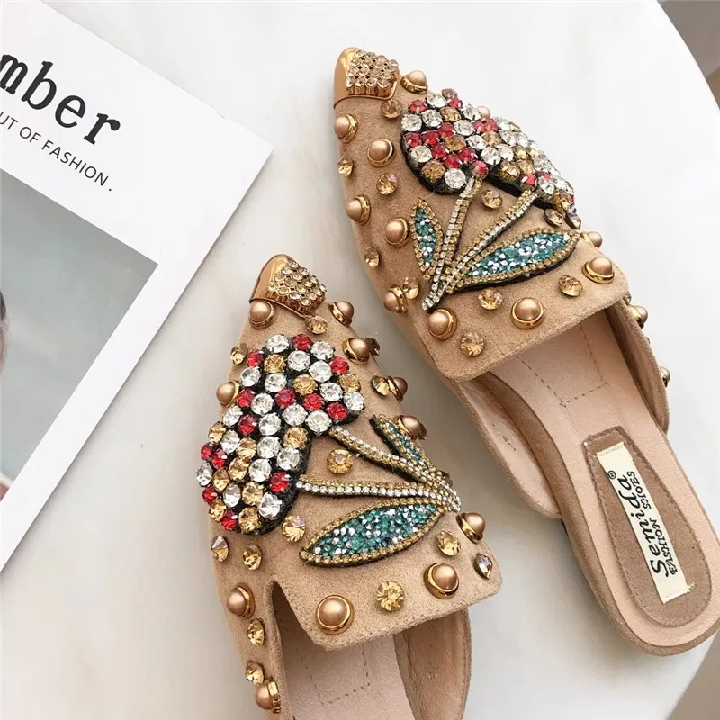 

Cherry Rhinestone Bag Head Half Slipper for Women Fashion Rivet Rhinestone Flat Shoe Designer Temperament Women Sandal Sandalias