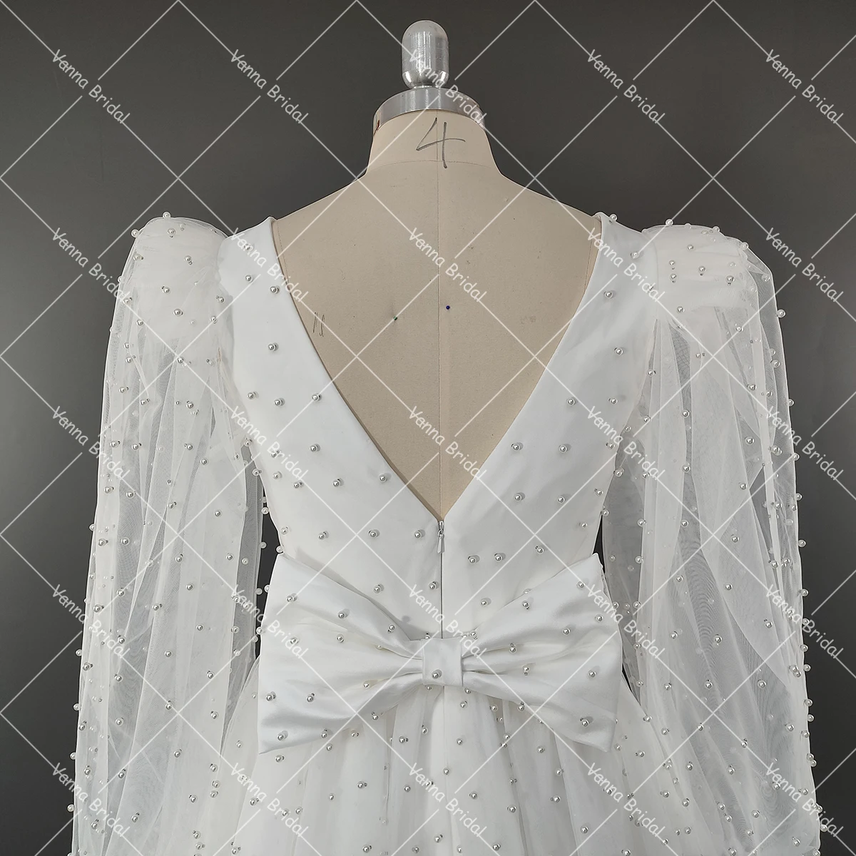 Mini vestidos de novia con perlas, lazo desmontable, cuello en V, mangas largas acampanadas, foto Real personalizada de talla grande, vestido de novia por encima de la rodilla