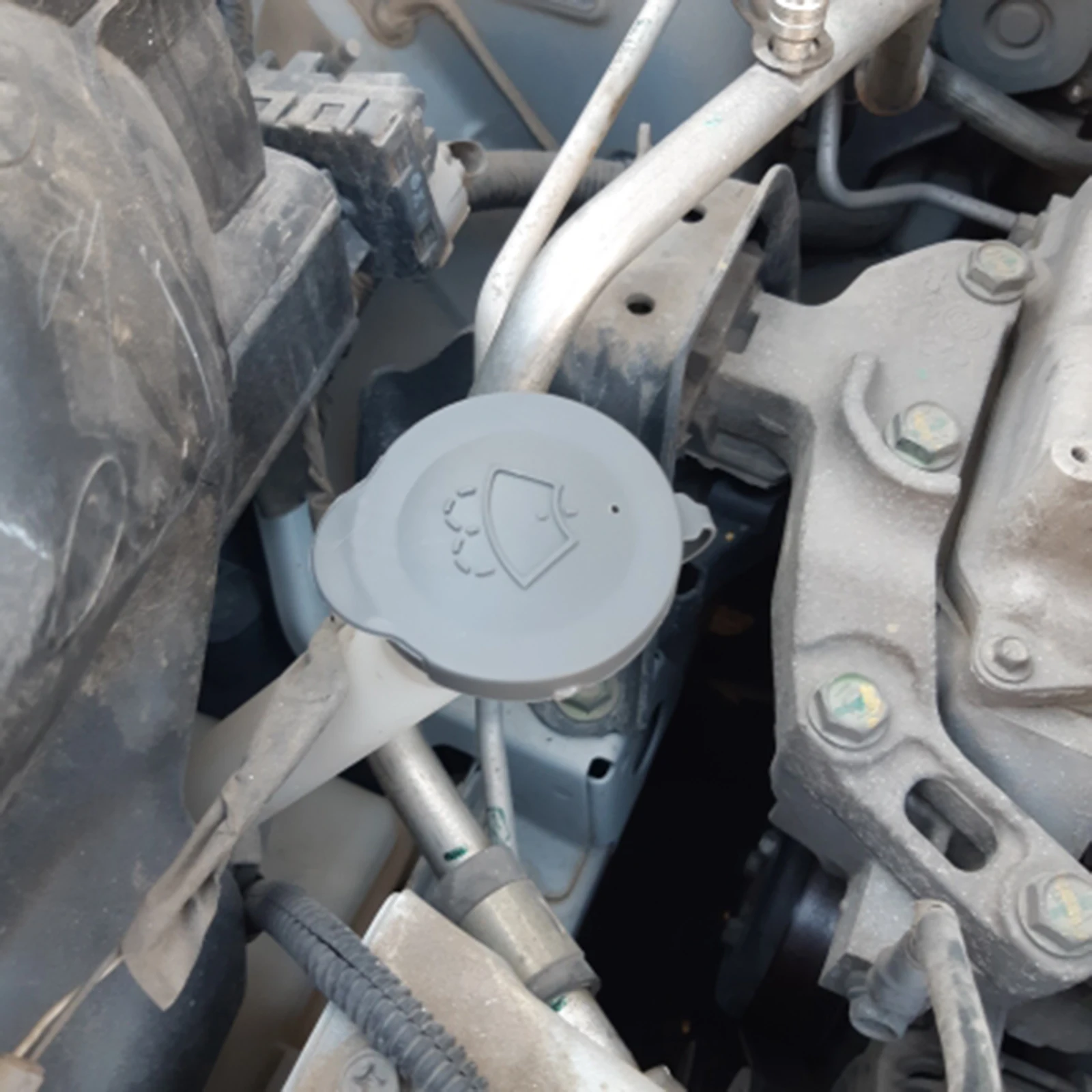 الجبهة ممسحة جزء غسالة السائل خزان غطاء خزان المياه أغطية زجاجات غطاء لنيسان ميكرا K13 2011 2012 2013 2014 2015 2016