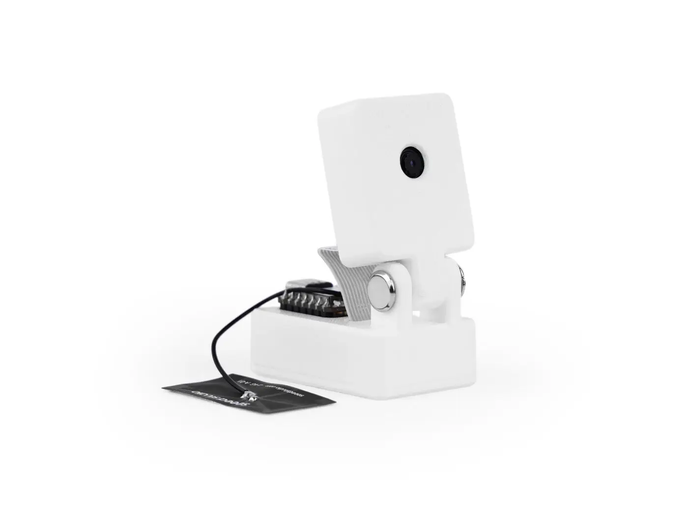 كاميرا XIAO AI Vision، تجمع بين وحدة Grove Vision AI V2، وحدة تحكم XIAO ESP32-C3، كاميرا OV5647، TensorFlow PyTorch Arduino IDE