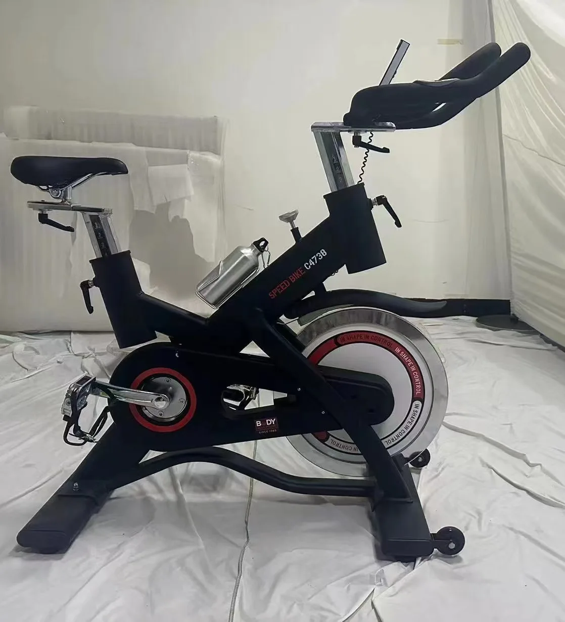 

2025 Commerical Home Gym Master Exercise Spinning Fitness Bike1