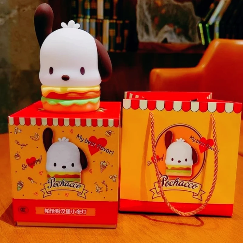 

Мультфильм Sanrio Pochacco аниме фигурка креативная подсветка гамбургер спальня прикроватная ночная лампа настольная модель украшения подарки игрушка