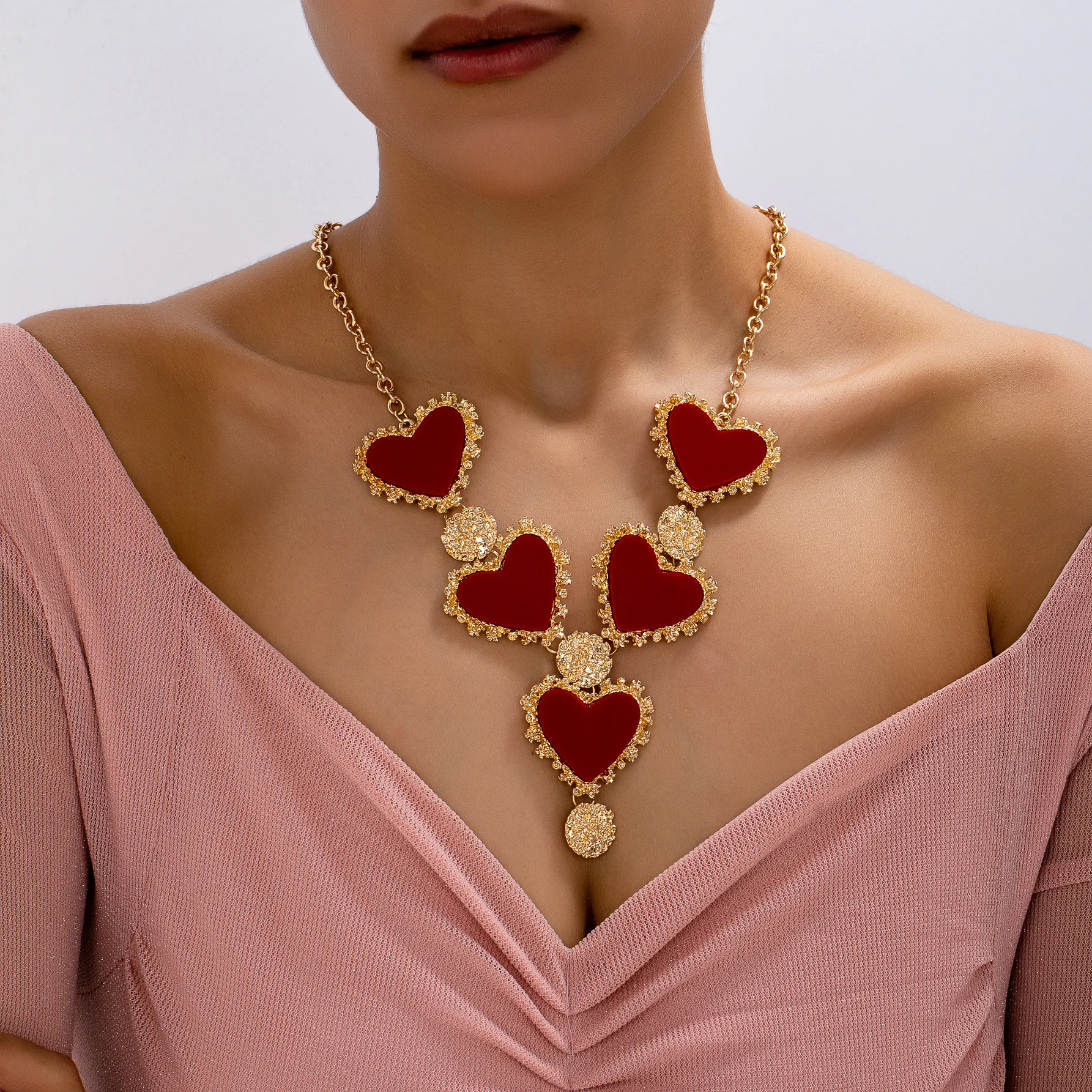 

European and American style big brands exaggerated geometric love shape metal embossed pattern red love necklace, travel jewelry