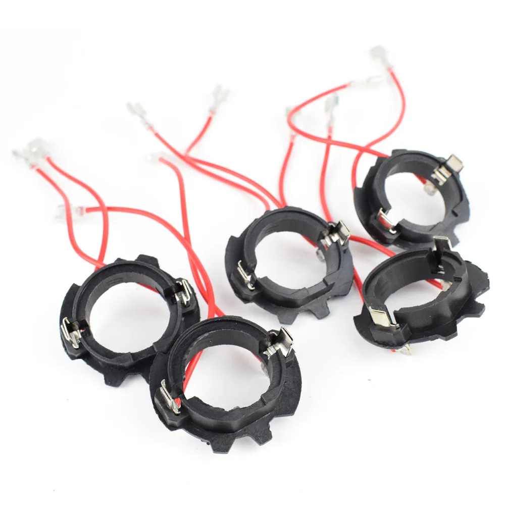 

2pcs Universal H7 LED Headlight Bulb Low Beam Retainer Headlamp Socket Adapter Bulb Clip Head Light for VW Golf 5 MK5 Jetta