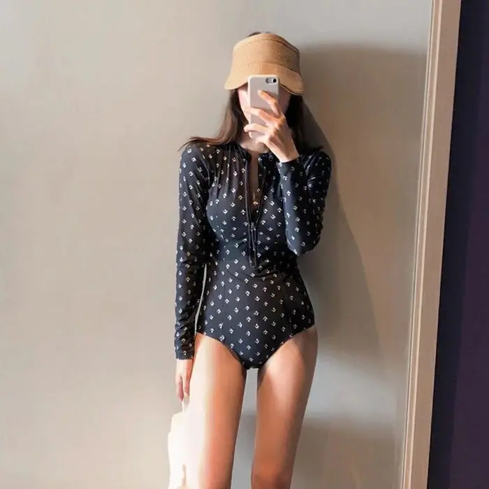 

Korea's New Swimsuit Thin Belly Sexy Conservative One-piece Swimsuit Long-sleeved Sunscreen Diving Suit Sports Swimming