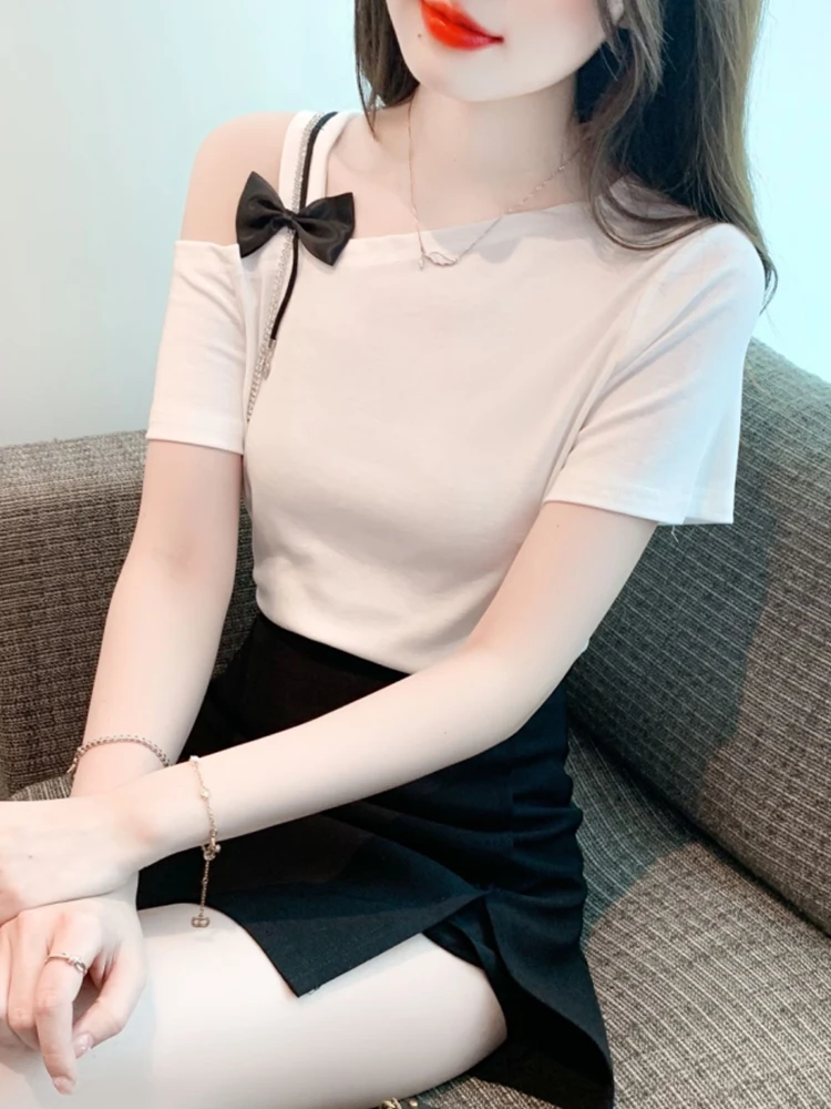 2023 Summer New Irregular Off Shoulder T-shirt with Bow Design, Versatile Top and Short Sleeve