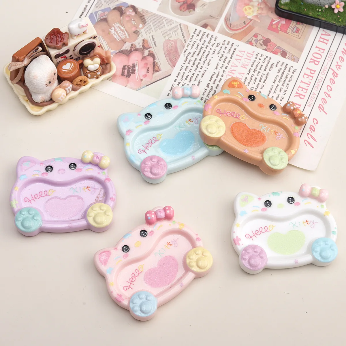 

2 шт. miniso 3d КТ тарелка мультфильм аксессуары из смолы diy мусорный чехол подвески ручной работы миниатюрные матеилы ювелирные изделия ремесла поставки