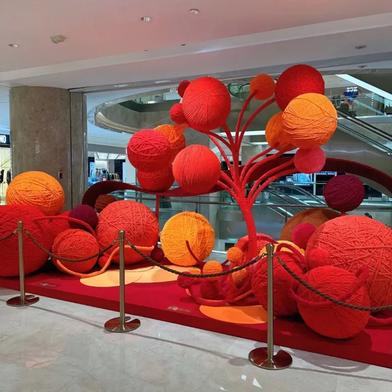 Spring Festival wool ball decoration New Year's scene arrangement wool ball Meichen shopping mall store scenic spot hanging tree