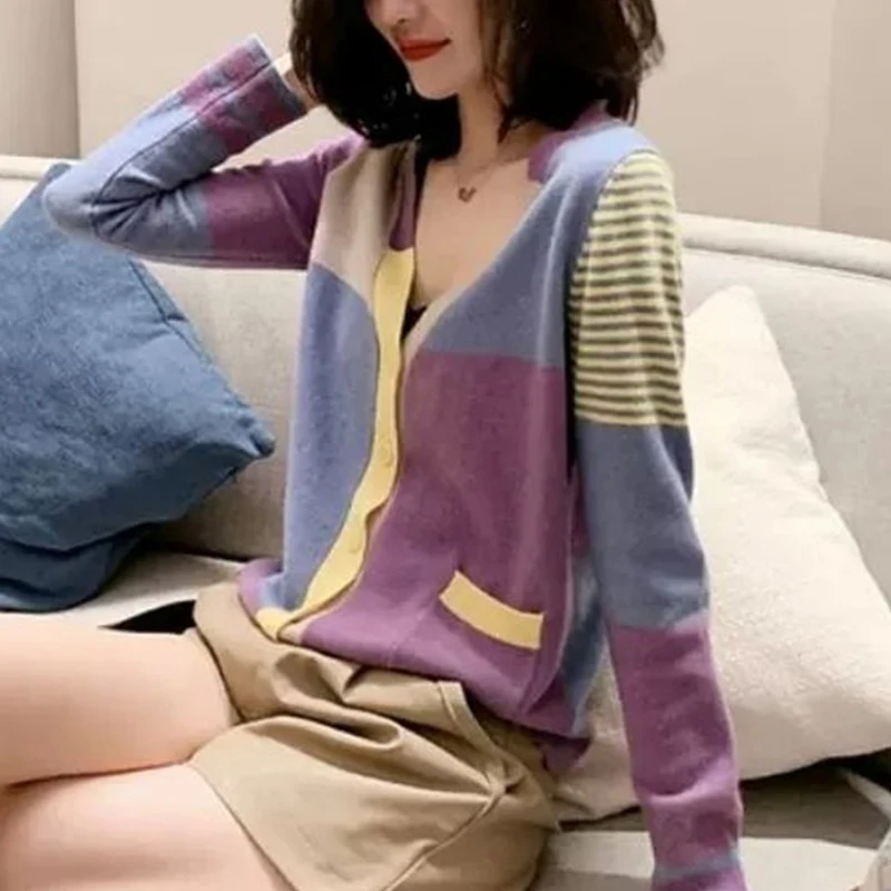 Autumn Winter Korean Style Patchwork V-neck Sweater Top Women Loose Casual All-match Knitting Coat Ladies Elegant Sweet Cardigan