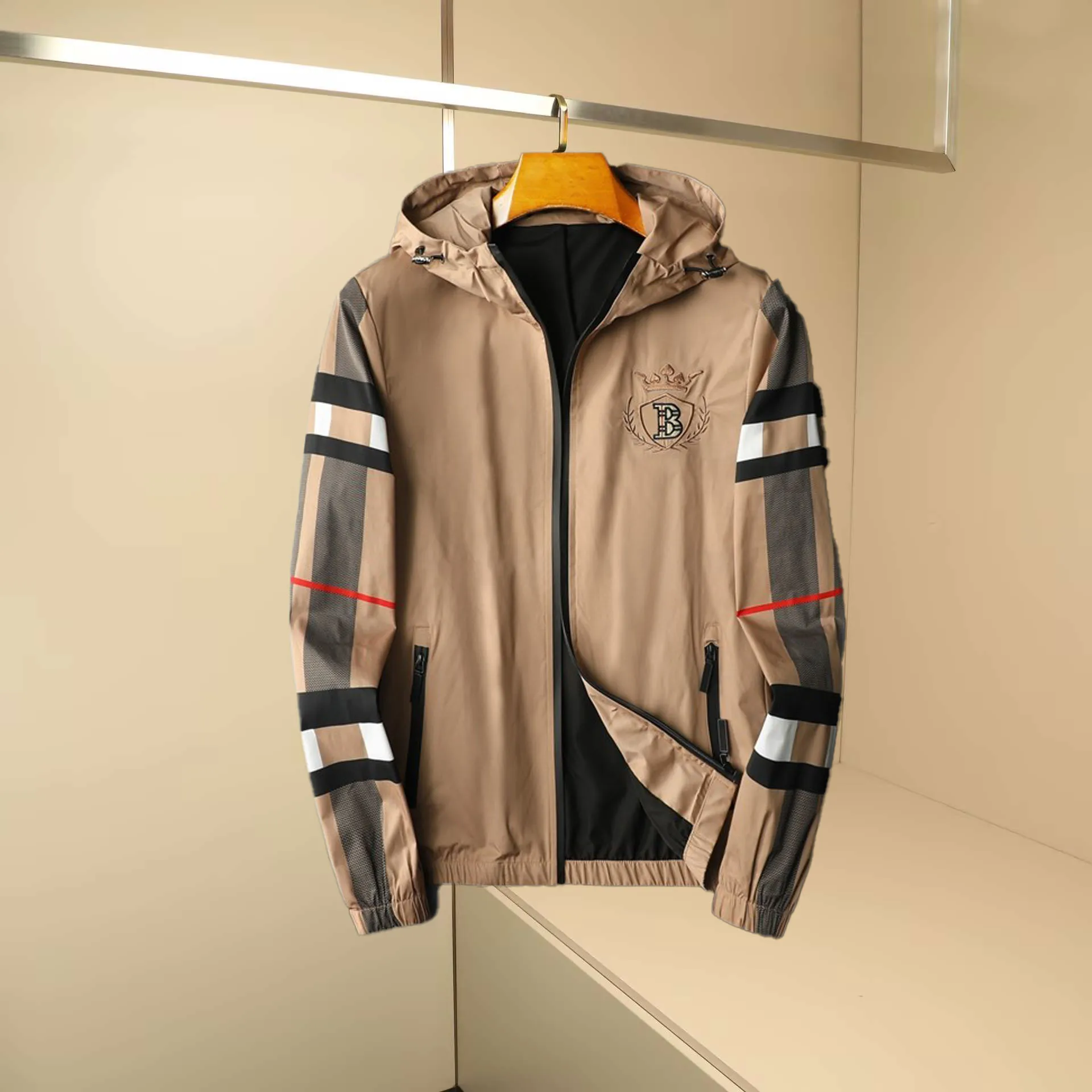 

Ele Embroidered Slim Fit Jaet with Letter Design And Stripes for Men Faionable Urban Sle Travel Casual Outerwear
