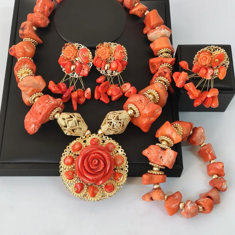 

Набор украшений из натуральных оранжевых кораллов для нигерийской свадьбы