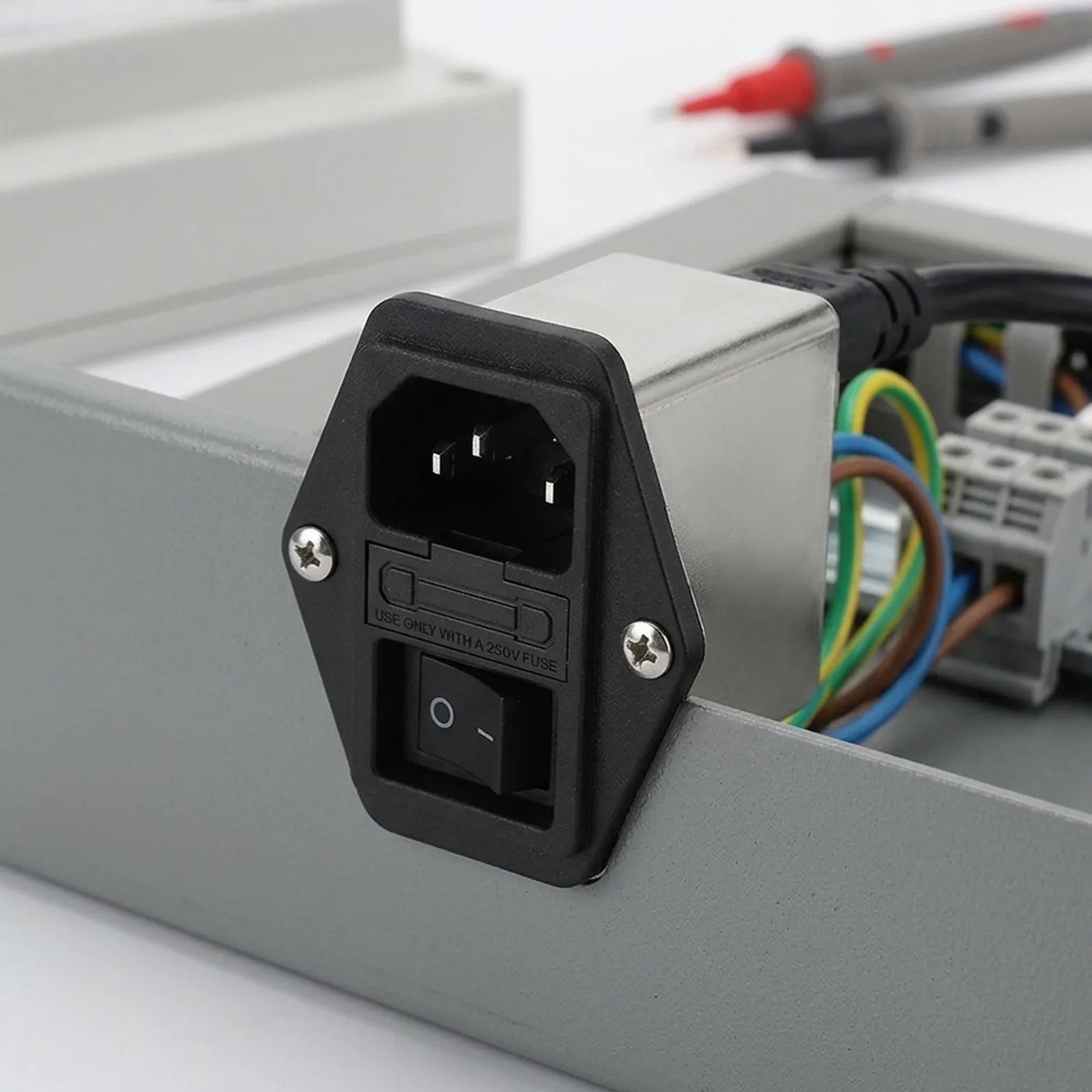 230V For EMI Power Filter CW2B for Communication Audio with Fuse Industrial and Commercial Equipment Suppression