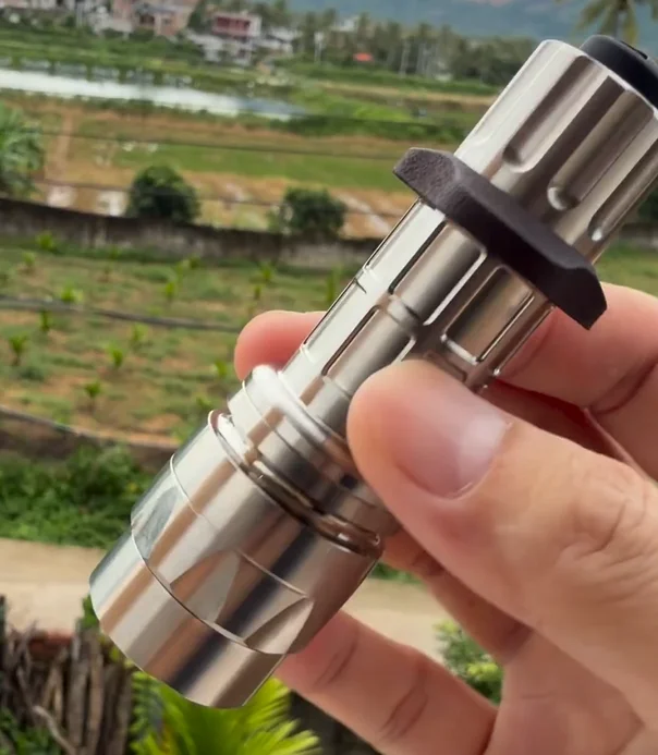 Used EDC Surefire Short Version G2 Titanium Alloy Flashlight Outdoor Tools Strong Light Torch Lamp Decompression Toy