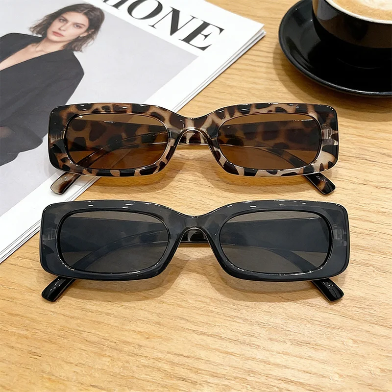 

Женские минималистичные очки в маленькой оправе, 1 шт., черная оправа и леопардовый принт, идеально подходят для повседневной школьной одежды.