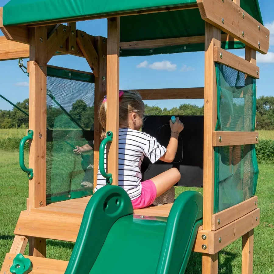 Cederhouten schommelset met golfschuif, speeldeck, rotswandladder, riemschommels, schoolbord, luifeldak, buitenspeelset