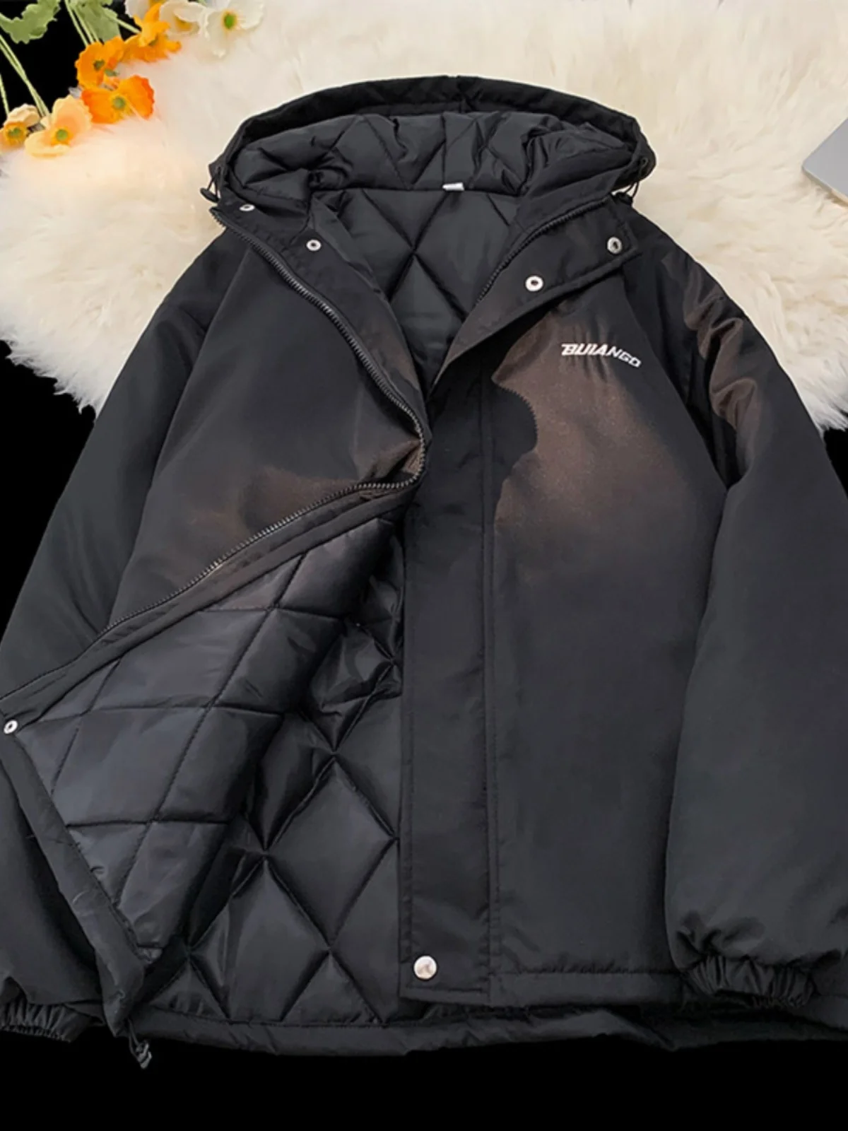 

Зимняя утепленная хлопковая куртка мужская повседневная стильная ретро теплая молодежная спортивная с вышивкой, с капюшоном, на молнии, с длинными рукавами