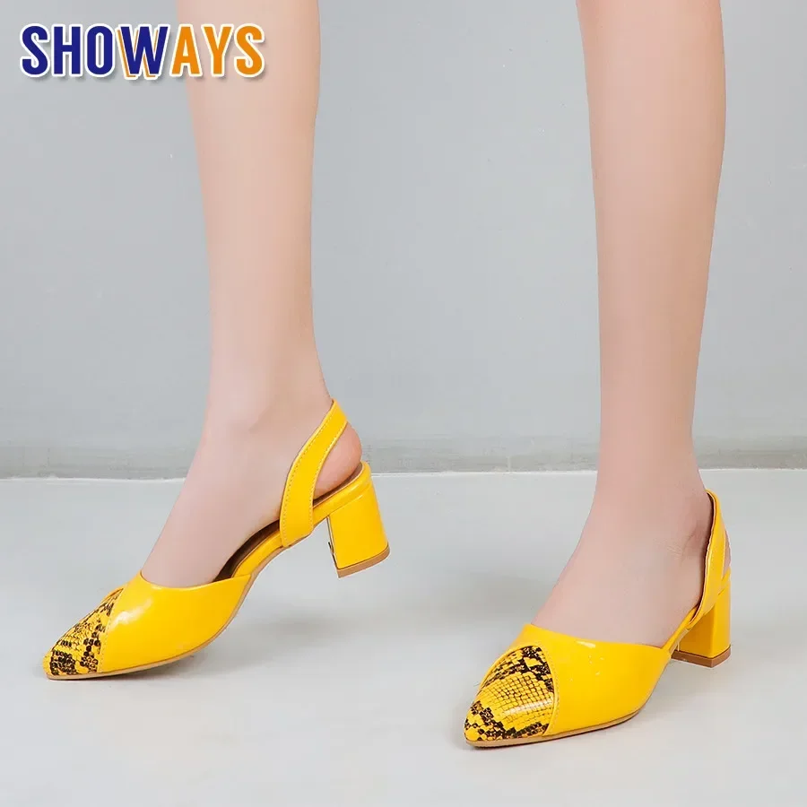 

Женские сандалии больших размеров, желтые, черные туфли-лодочки из змеиной кожи в стиле пэчворк, офисные туфли без шнуровки с острым носком, женская летняя обувь без шнуровки