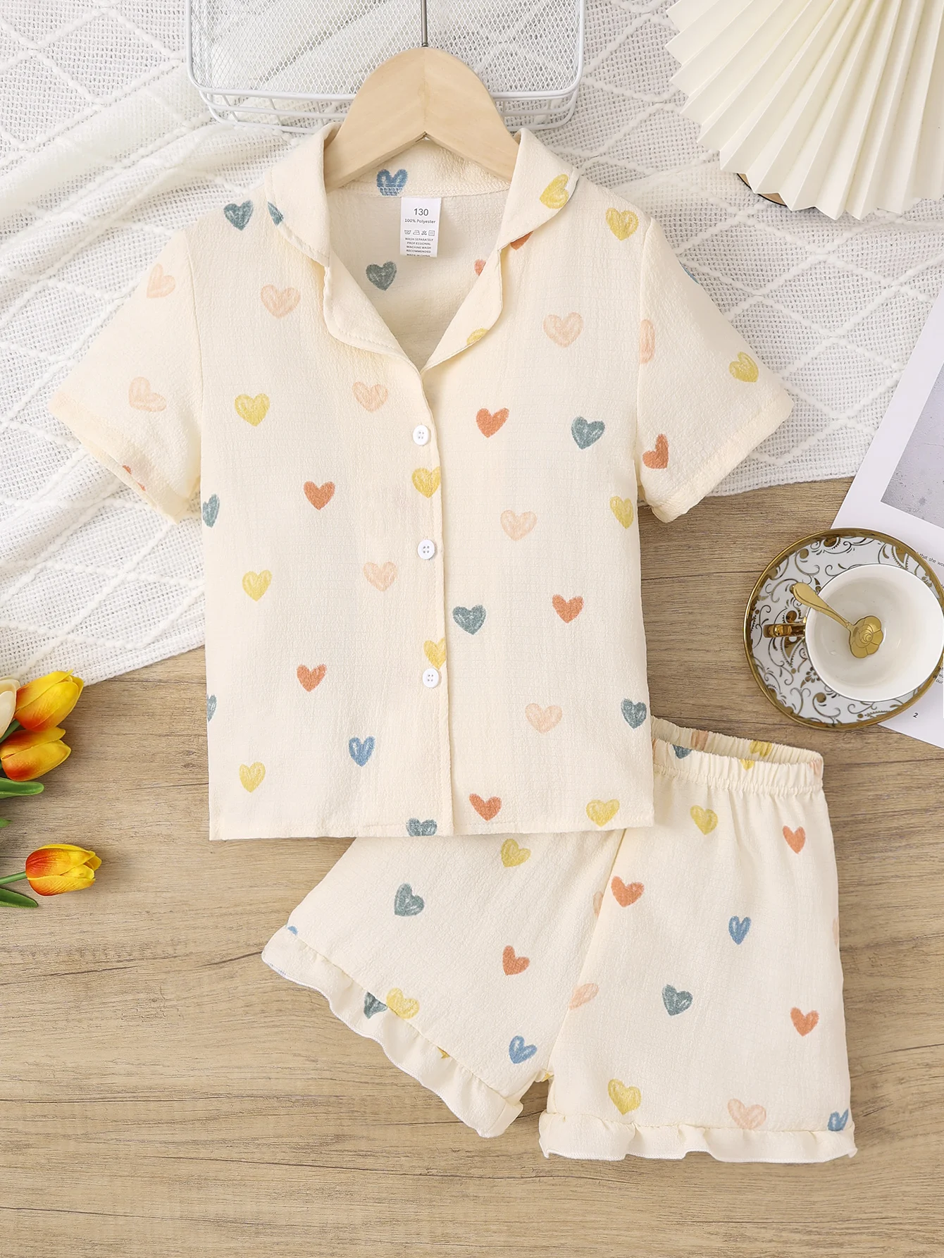2-Piece Set for Girls, Summer Cuban Collar Textured Fabric with Heart Print, Cute Style Short-Sleeve Shorts Pajamas Loungewear Set