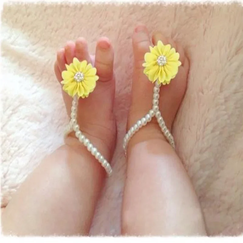 2024 Baby Kinder Perle Fußkettchen Schuh Modeschmuck mit Blumen Fuß kette Säugling Neugeborene bunte Barfuß Accessoires süß