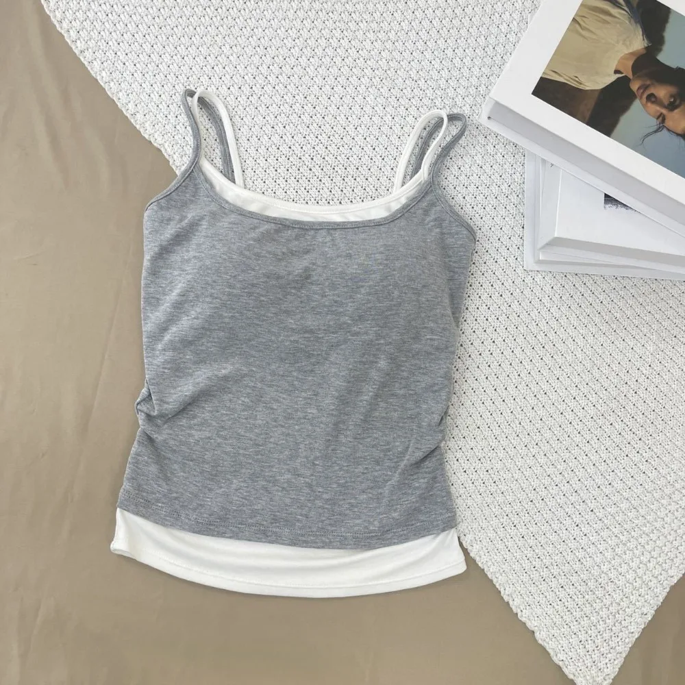 Patchworkowa bluzka bez rękawów w stylu koreańskim, imitująca dwuczęściowy komplet, dopasowana, słodka, typu tank top, podkoszulek, krótki top, idealna na plażę.