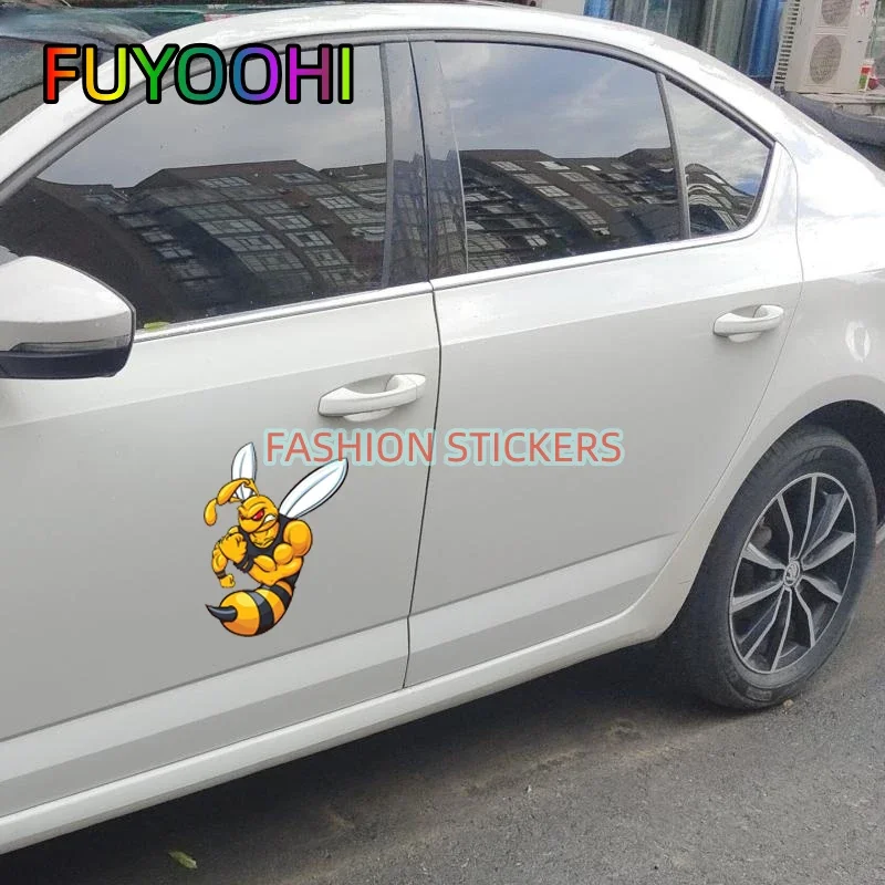 FUYOOHI Car Stickers Cartoon Angry Bee Car Sticker Bumper Window Helmet Decal Waterproof Car Decoration Animal Pattern